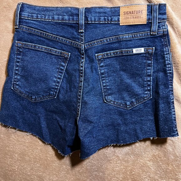 Levi Signature Heritage High Rise Women W28 Cut Off Stretch Denim Blue Short (O) - Picture 7 of 8